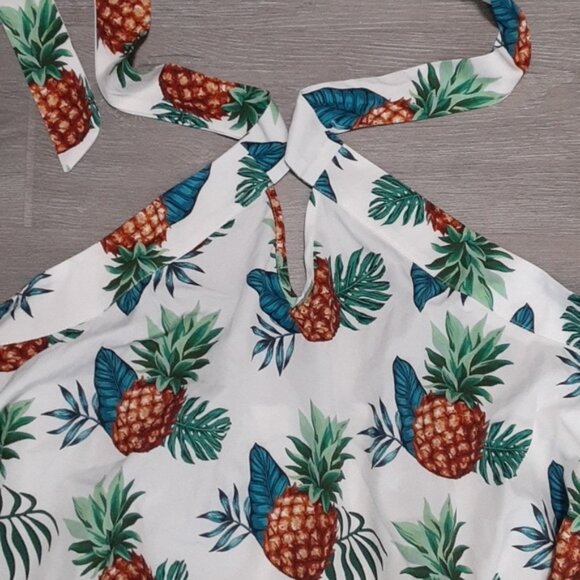 Shein Curve Cold Shoulder Top - Picture 4 of 8